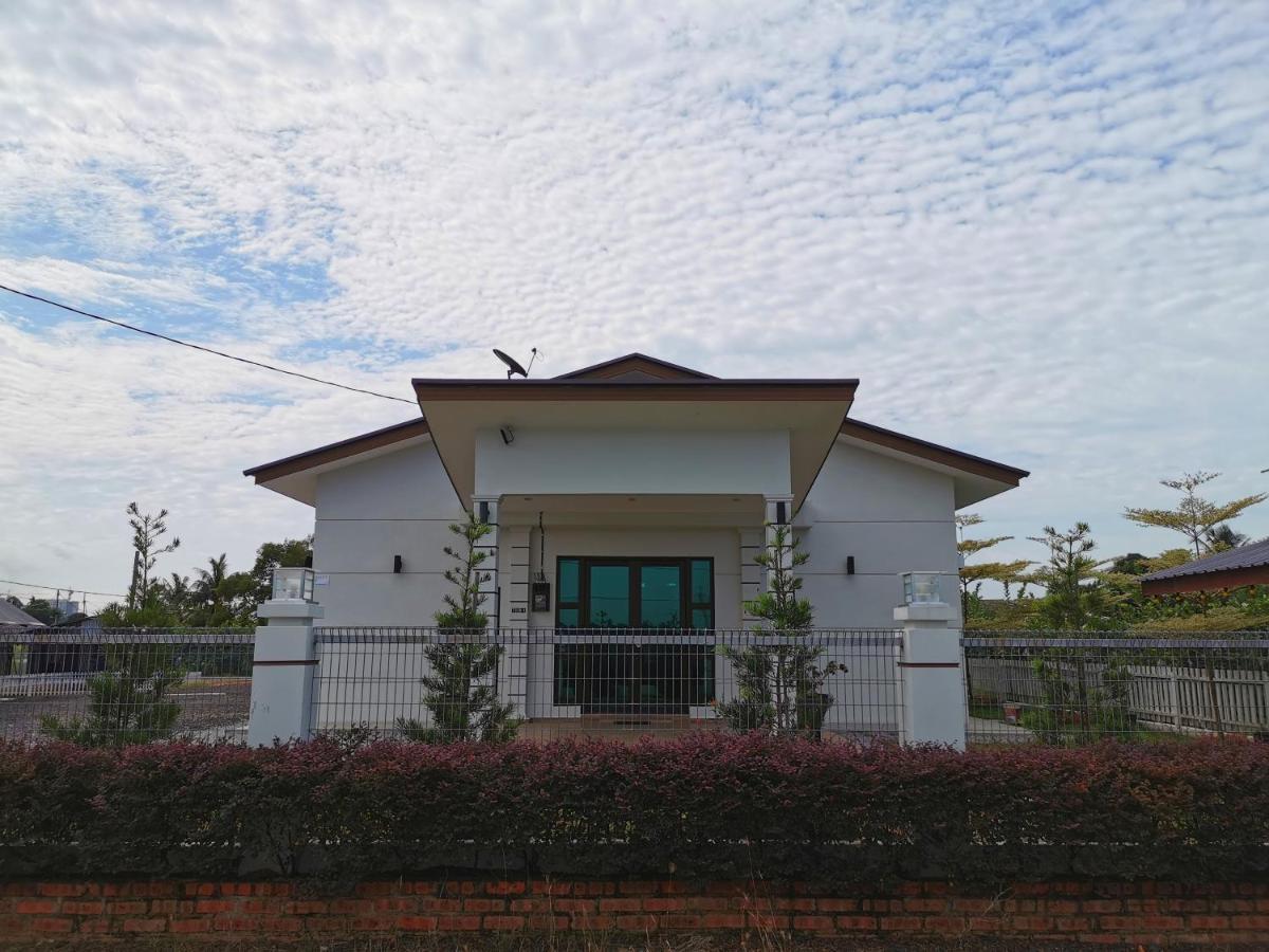 Orchard Villa Melaka Exterior photo